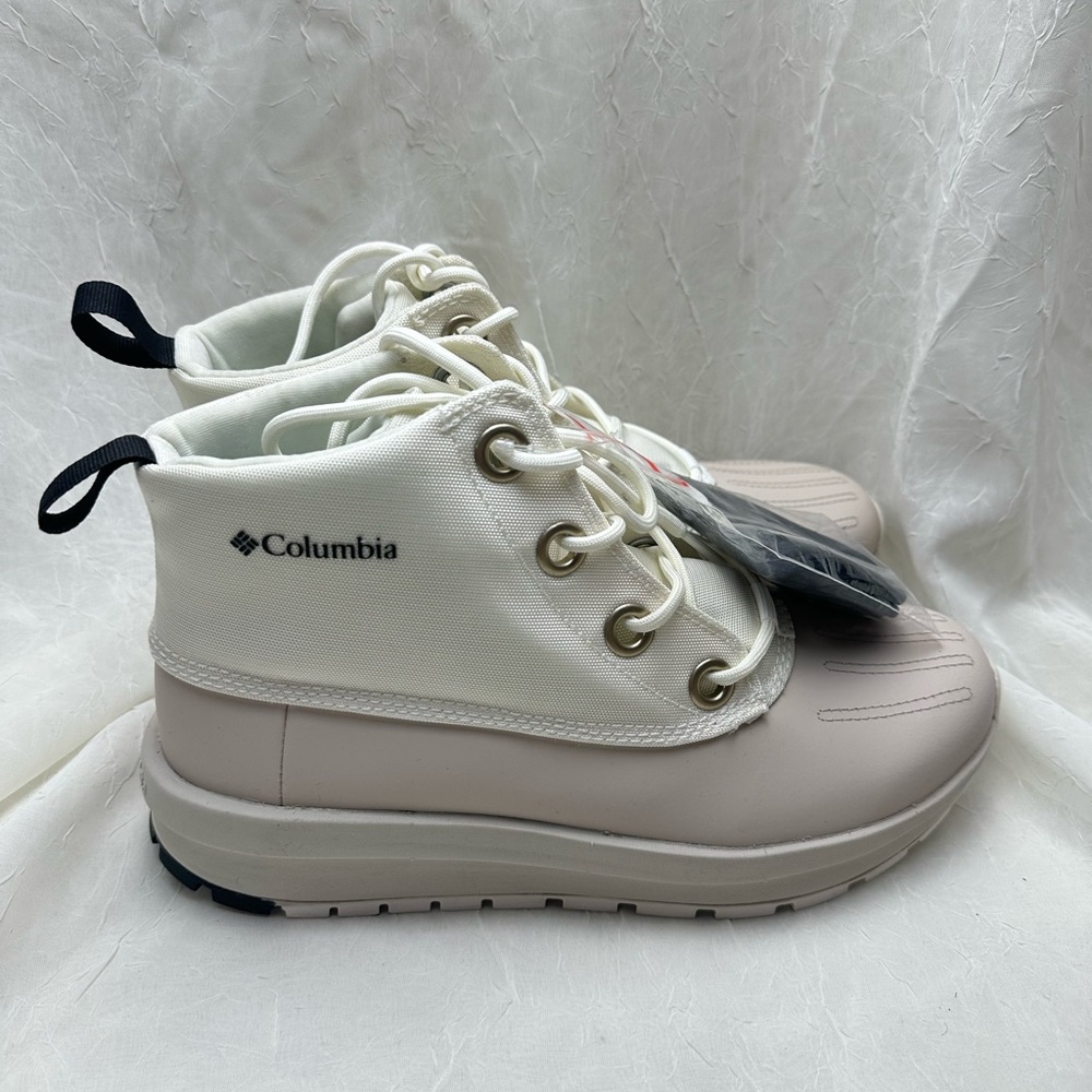 Columbia Moritza Shield size 8